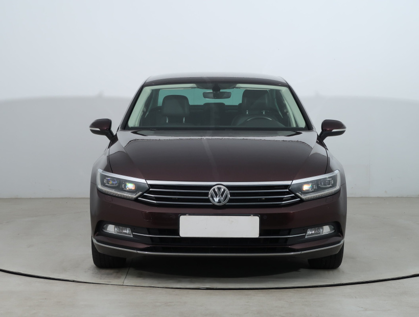 Volkswagen Passat, 2016