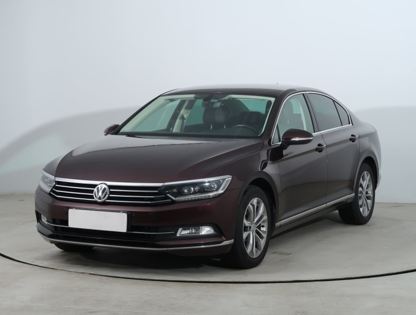 Volkswagen Passat, 2016