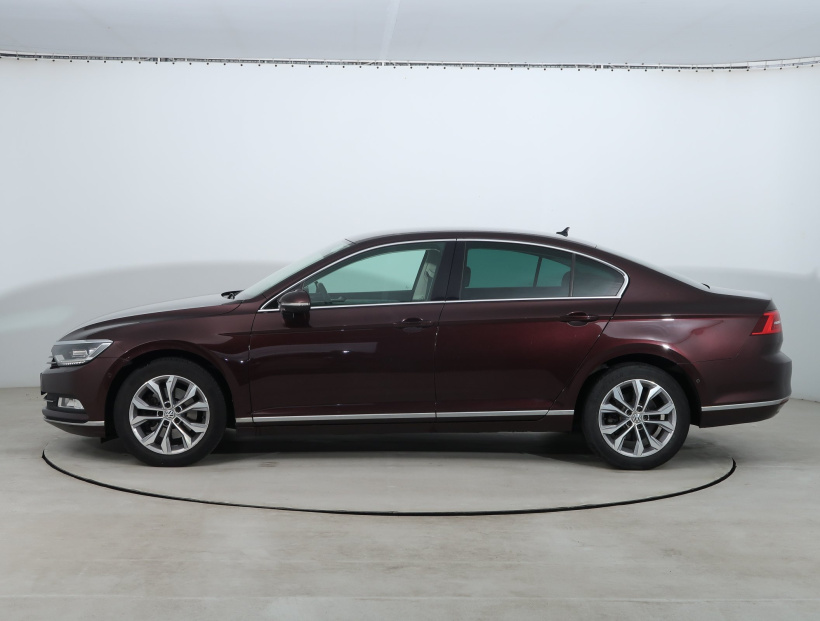 Volkswagen Passat, 2016