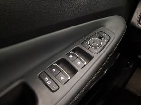 Hyundai Santa Fe - 2018