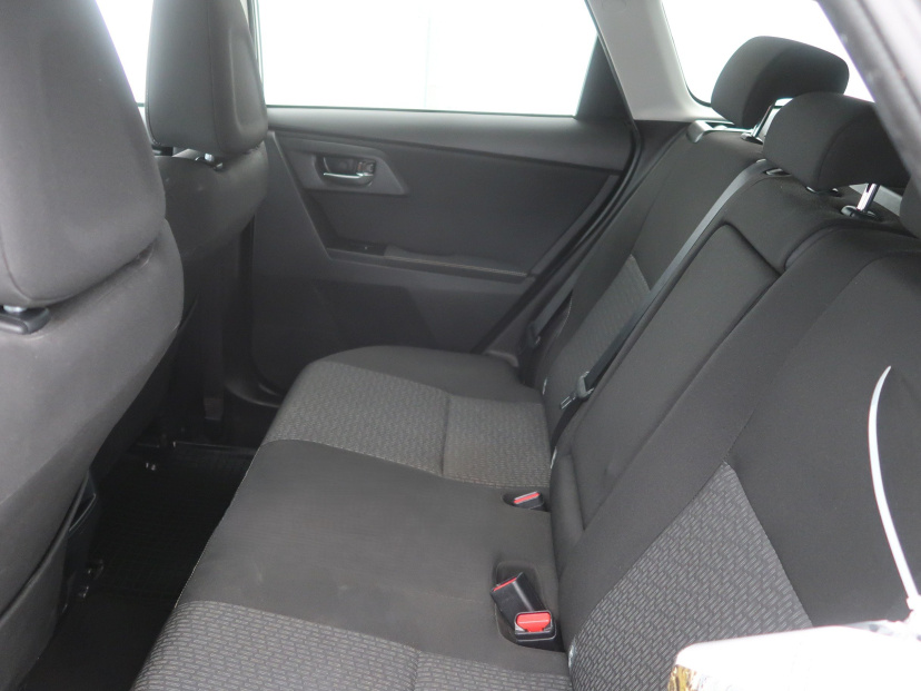 Toyota Auris, 2015