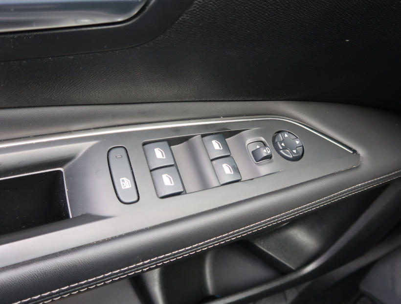 Peugeot 3008, 2018