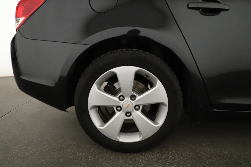 Chevrolet Cruze, 2010
