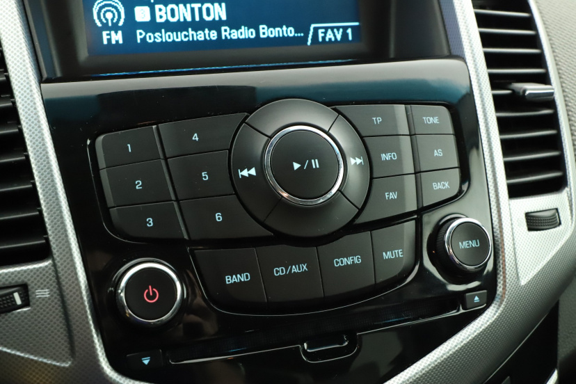 Chevrolet Cruze, 2010