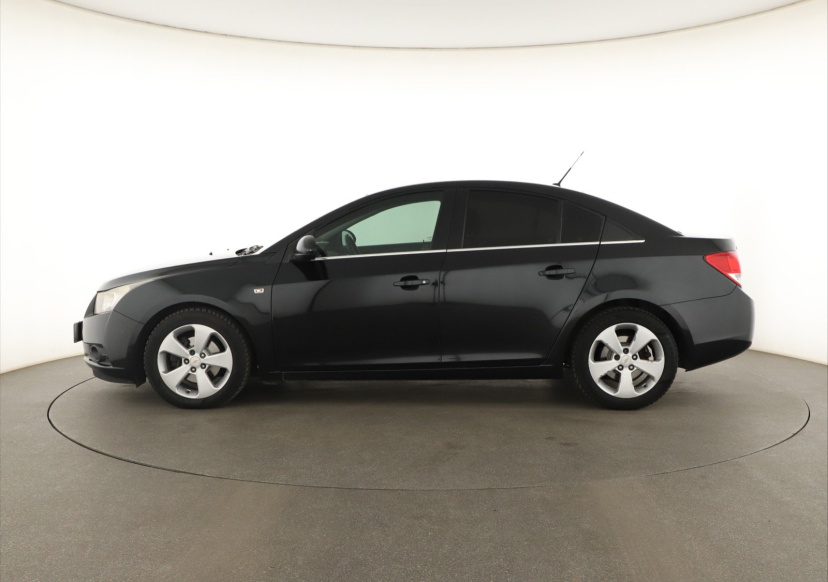 Chevrolet Cruze, 2010