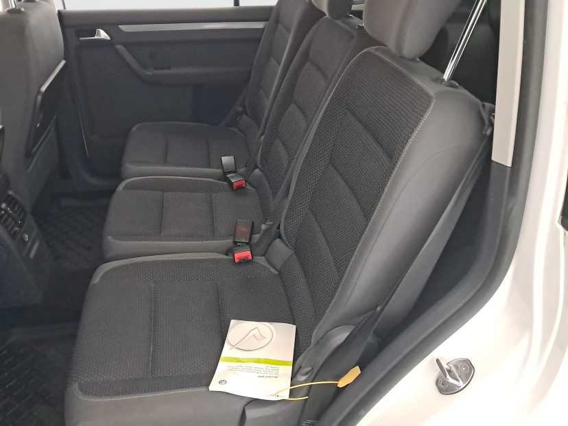 Volkswagen Touran, 2012