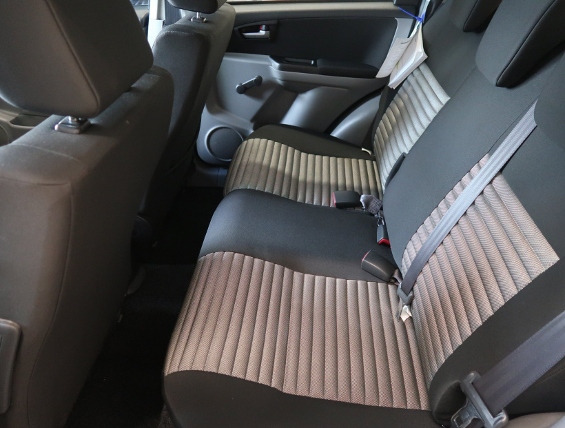 Suzuki SX4, 2012