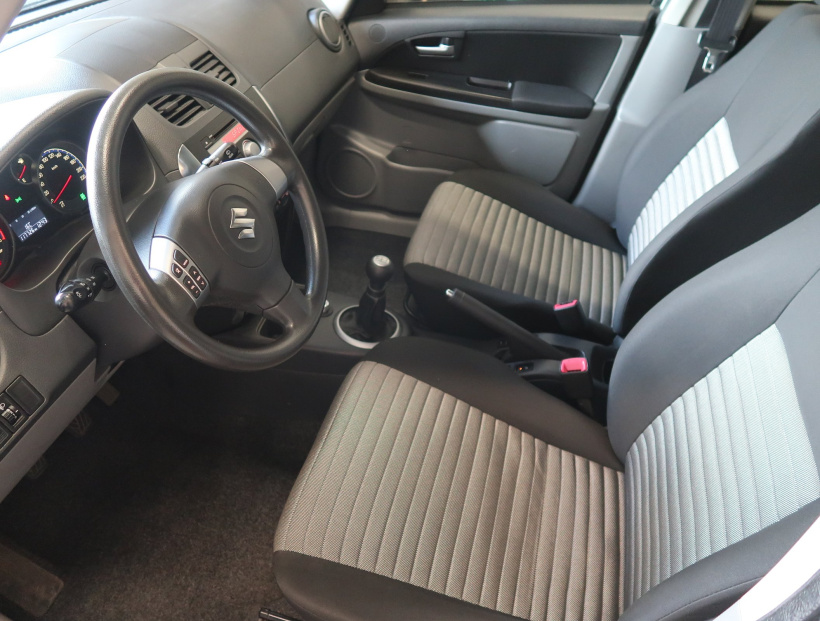Suzuki SX4, 2012