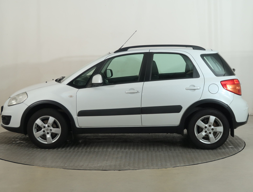 Suzuki SX4, 2012