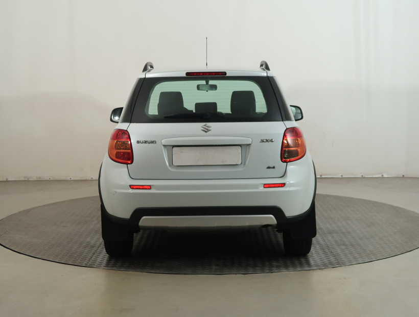 Suzuki SX4, 2012