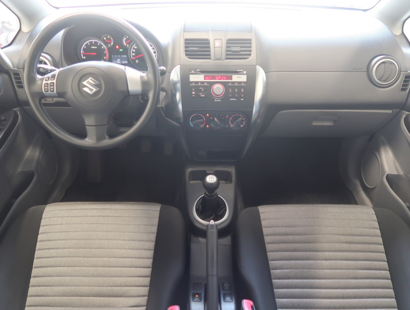 Suzuki SX4, 2012