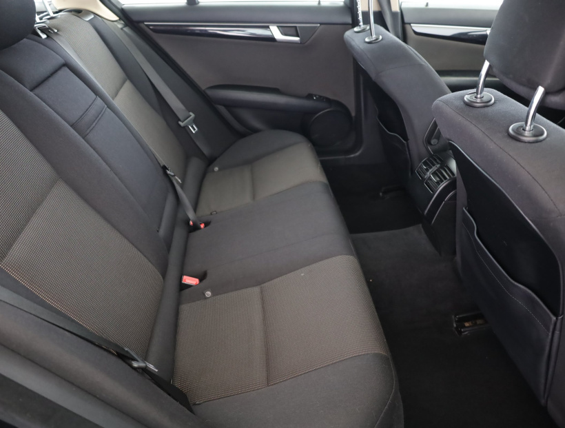 Mercedes-Benz C, 2012