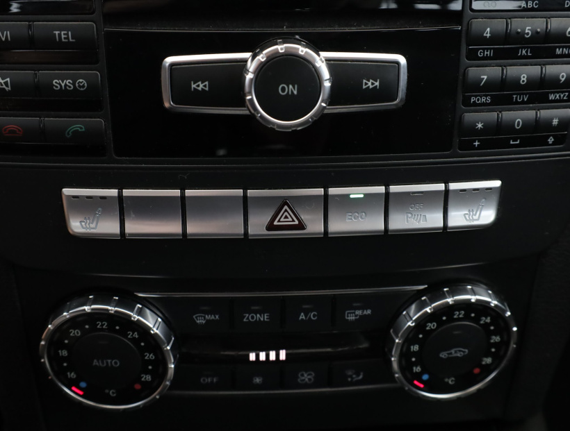 Mercedes-Benz C, 2012
