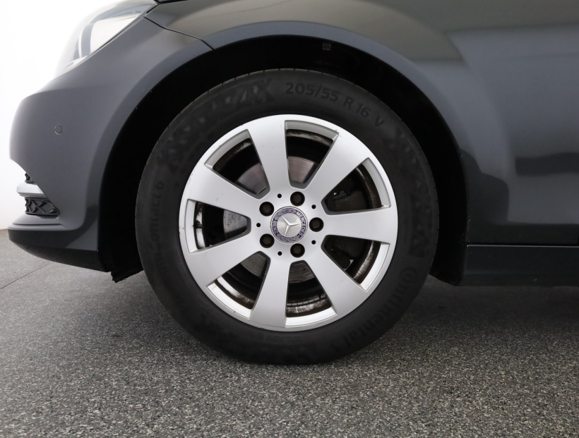Mercedes-Benz C, 2012