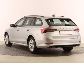 Škoda Octavia - 2023