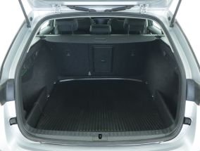 Škoda Octavia - 2023