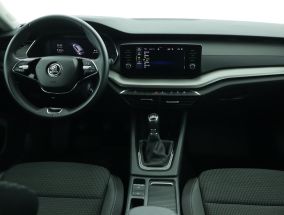 Škoda Octavia - 2023