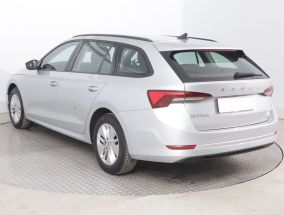 Škoda Octavia - 2022