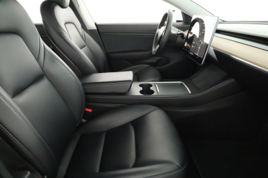 Tesla Model 3 - 2021