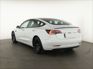 Tesla Model 3 - 2021