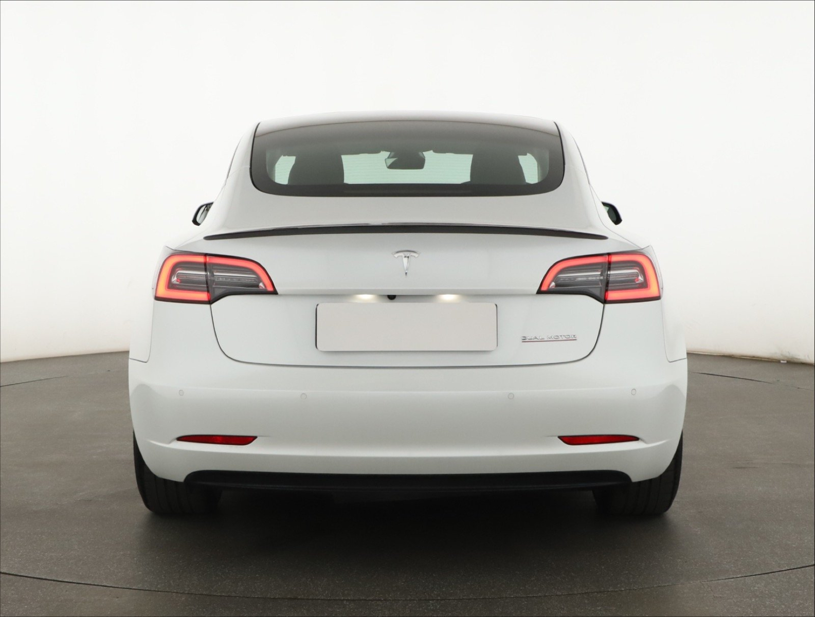Tesla Model 3 - 2021