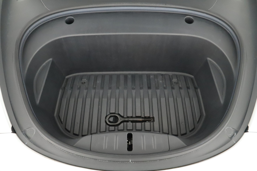 Tesla Model 3, 2021