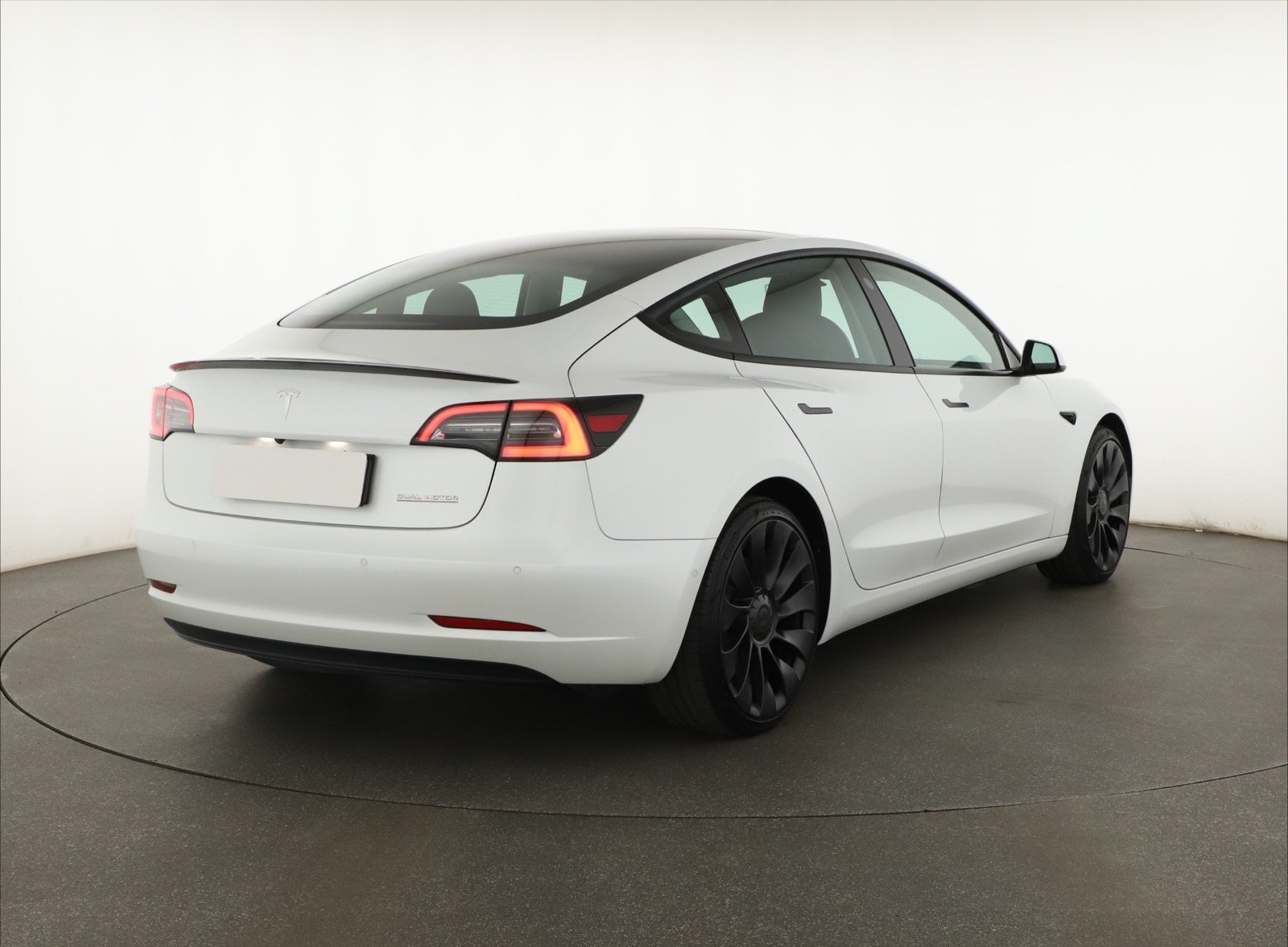 Tesla Model 3 - 2021
