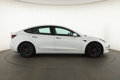 Tesla Model 3 - 2021