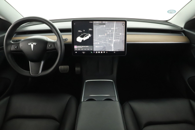 Tesla Model 3 - 2021