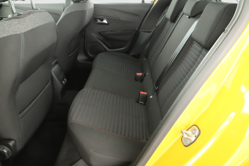Peugeot e-208, 2021