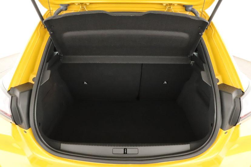 Peugeot e-208, 2021