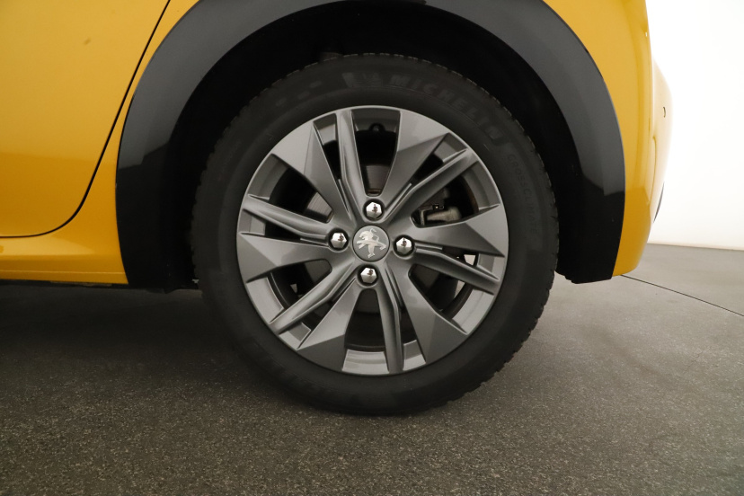 Peugeot e-208, 2021