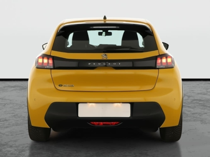 Peugeot e-208, 2021