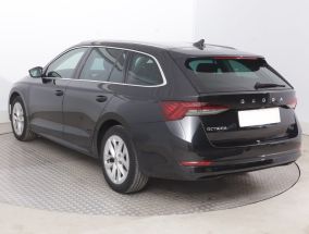 Škoda Octavia - 2022