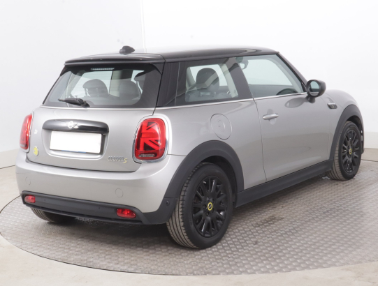MINI Cooper SE 32 kWh