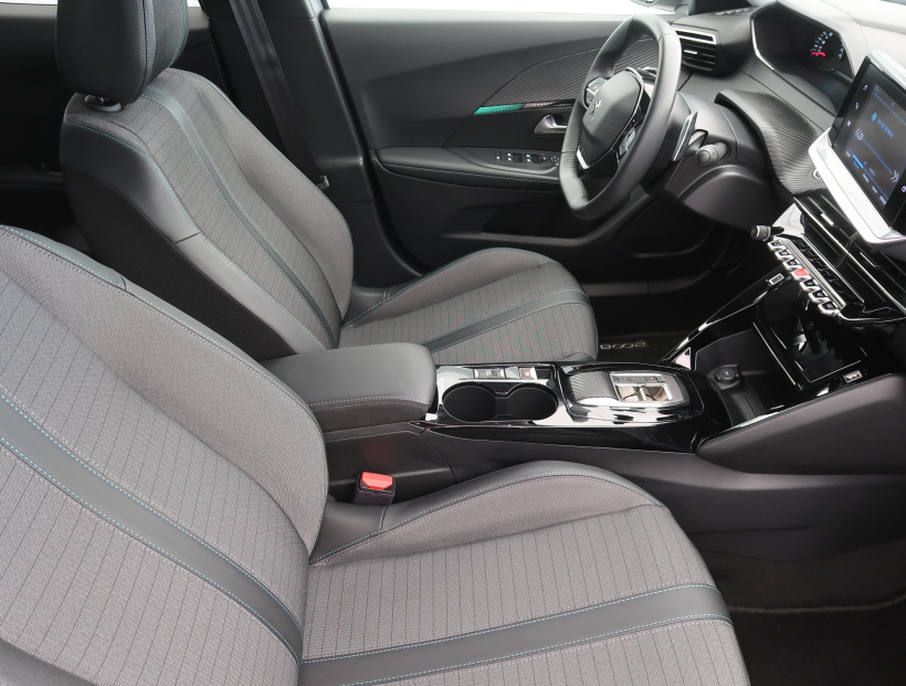 Peugeot 2008, 2022