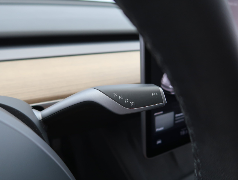 Tesla Model Y, 2022