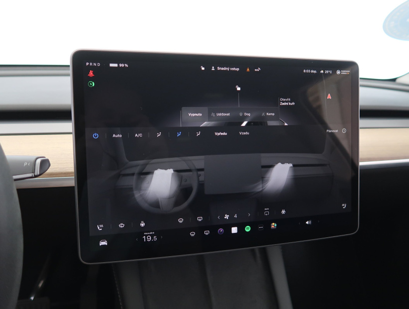 Tesla Model Y, 2022