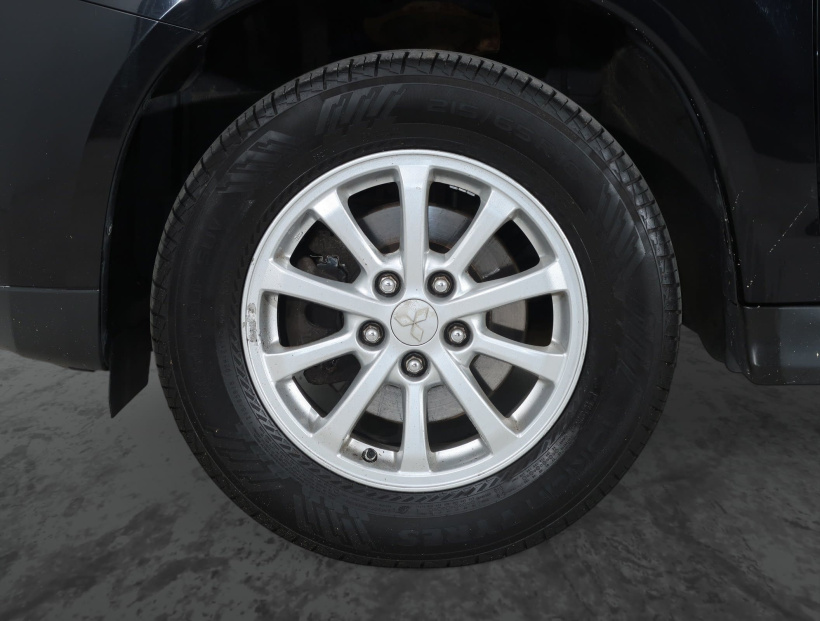 Mitsubishi ASX, 2015