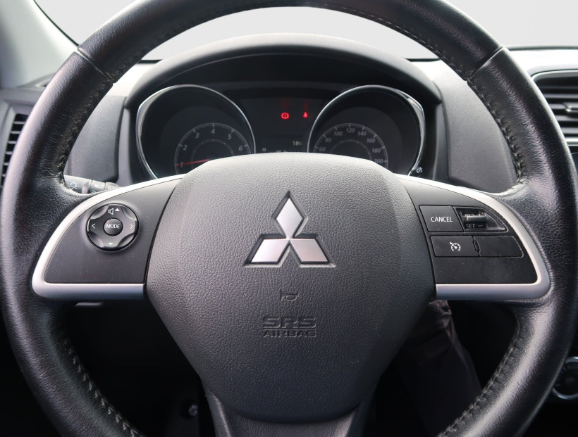 Mitsubishi ASX, 2015