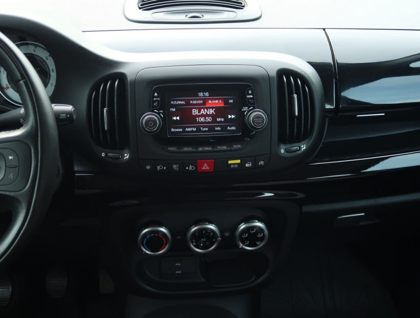 Fiat 500L Living, 2015