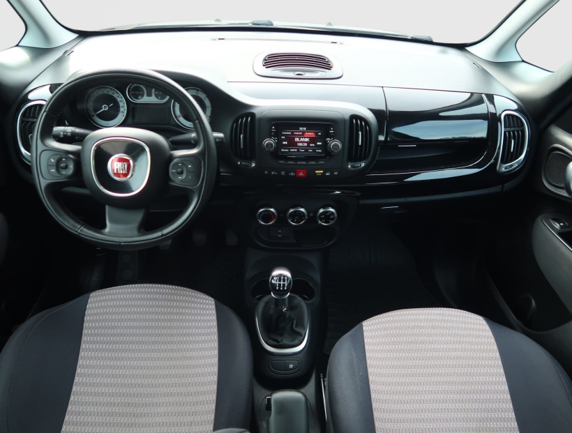 Fiat 500L Living, 2015