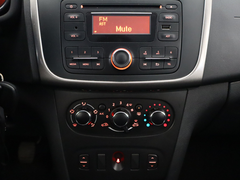 Dacia Sandero, 2015