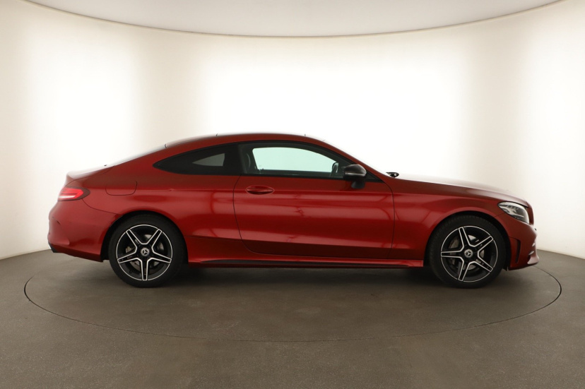 Mercedes-Benz C, 2018