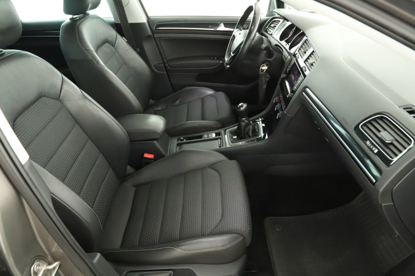 Volkswagen Golf, 2014