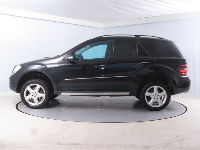 Mercedes-Benz ML, 2005