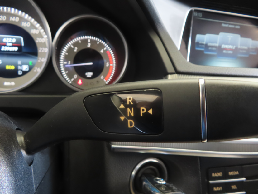 Mercedes-Benz E, 2016