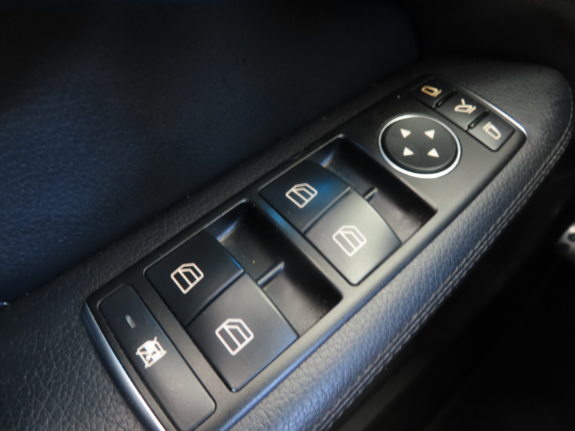 Mercedes-Benz E, 2016