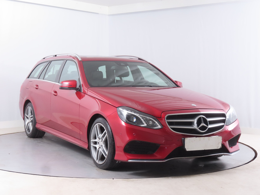 Mercedes-Benz E, 2016