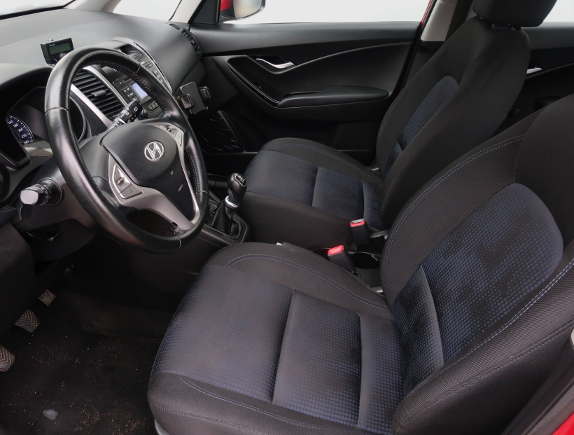 Hyundai ix20, 2013